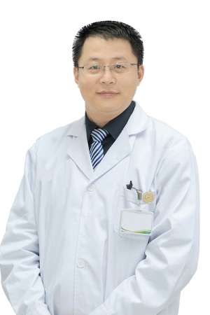 高伟